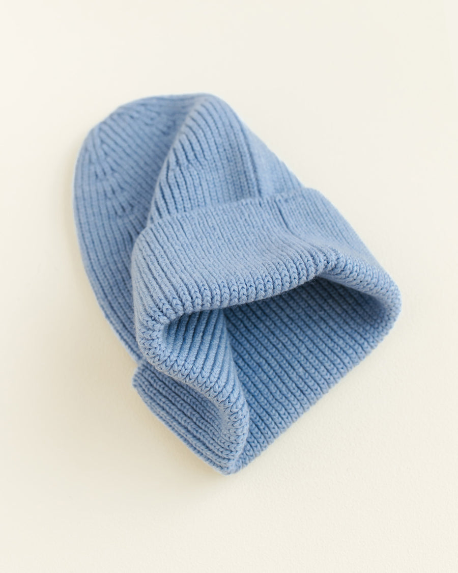 beanie fonzie light blue