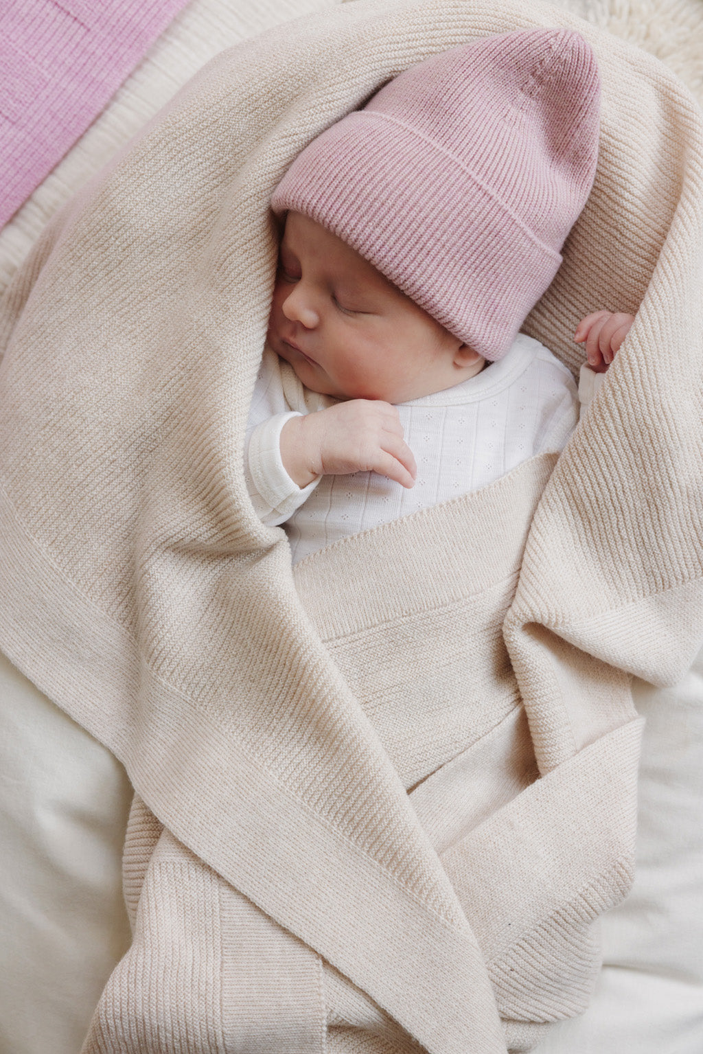 BEANIE newborn powder