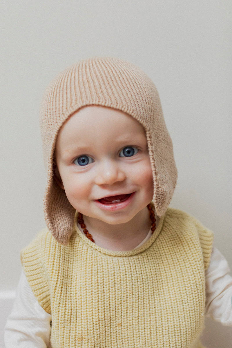Earflap hat Irma sand