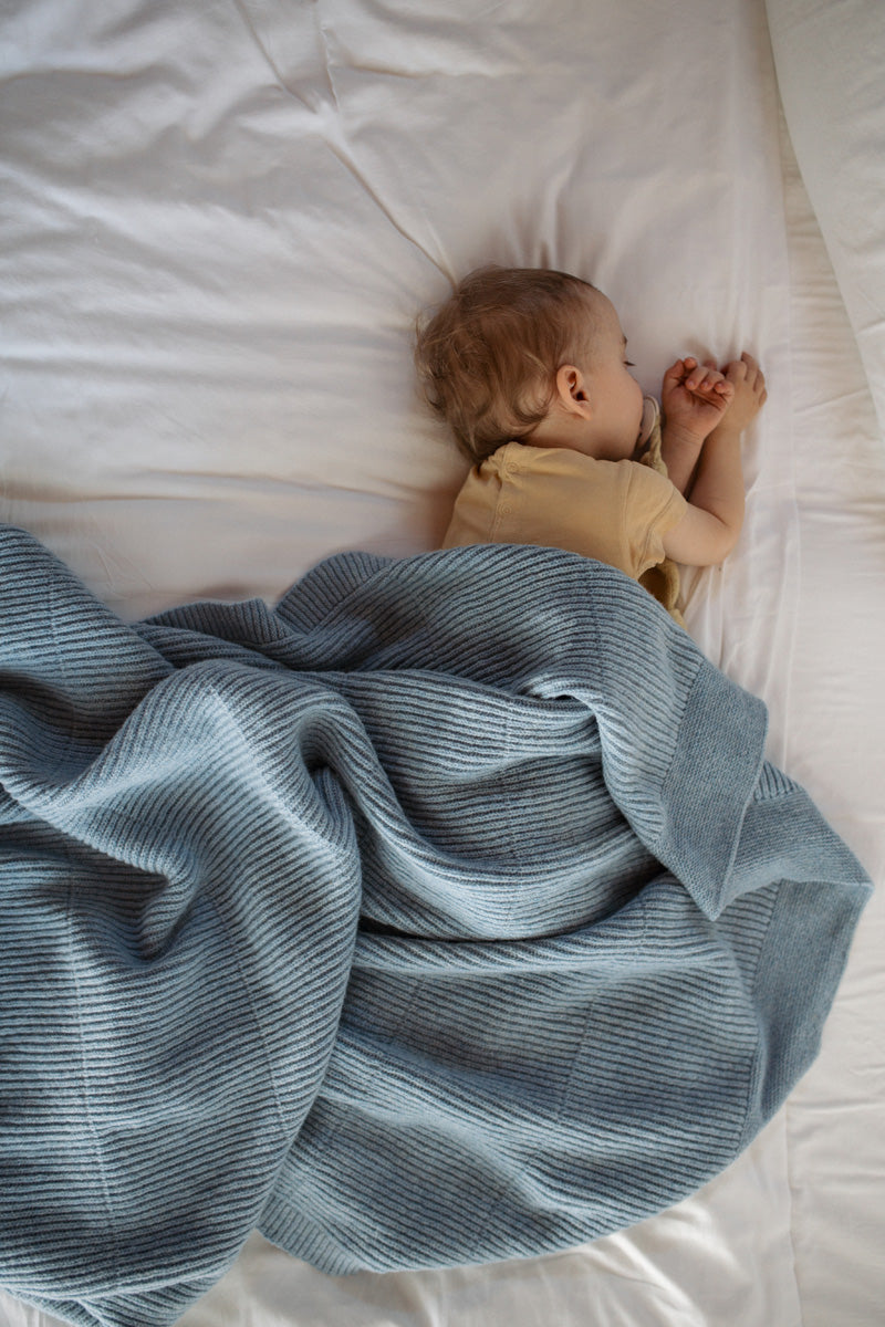 blanket Gaston frost blue / (100 X 140 CM)