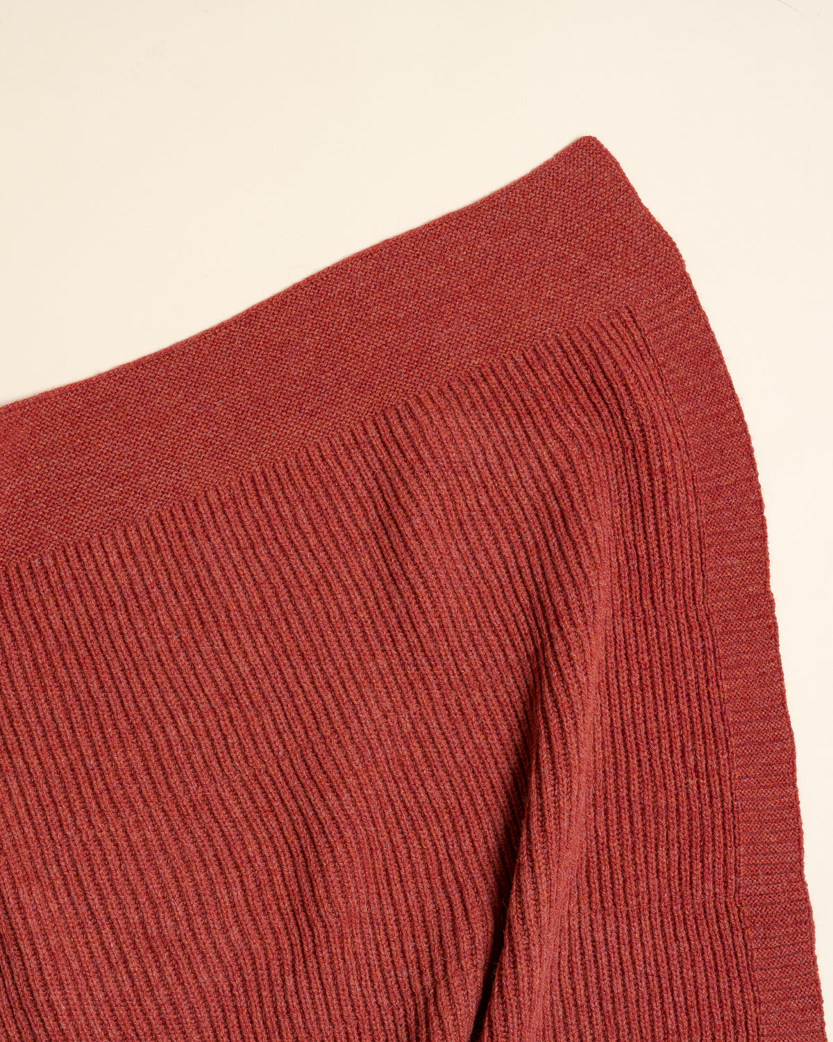 blanket Gaston wild berry
