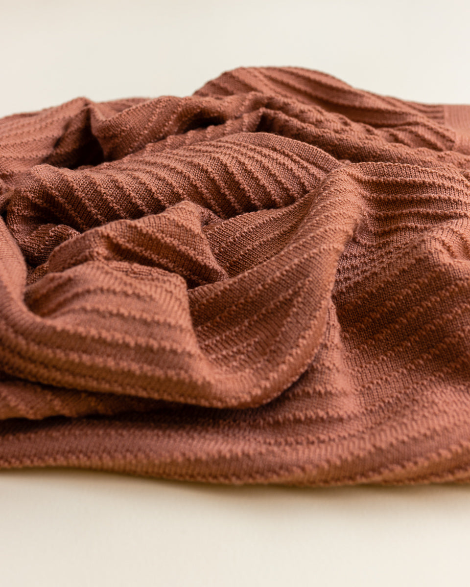 blanket Akira brick