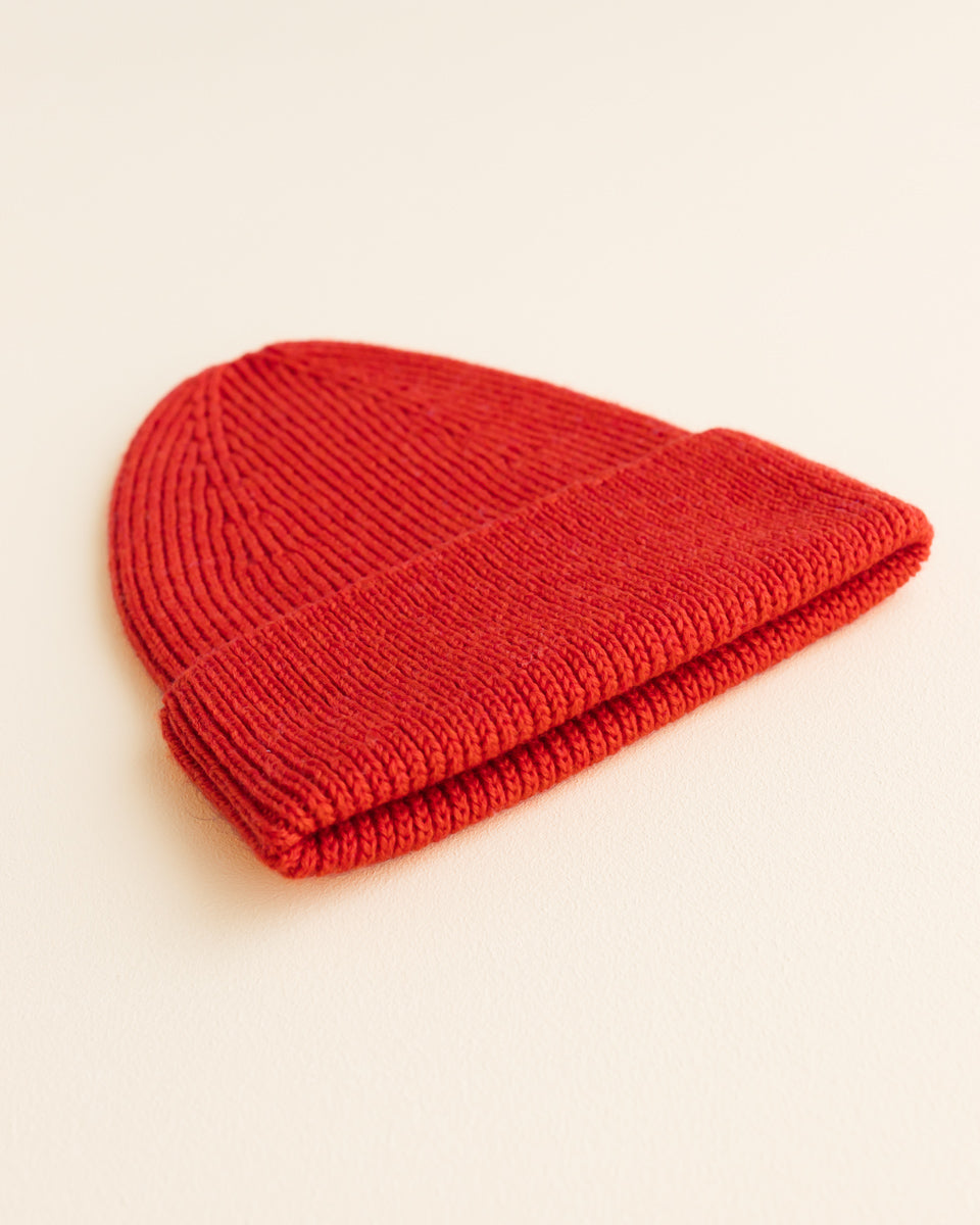 BEANIE FONZIE red